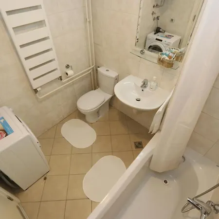 New Belville, Parking 5 Evra Dan Belgrade